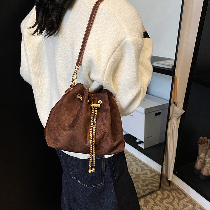 Bucket Bag Suede - Borse a tracolla morbide per il