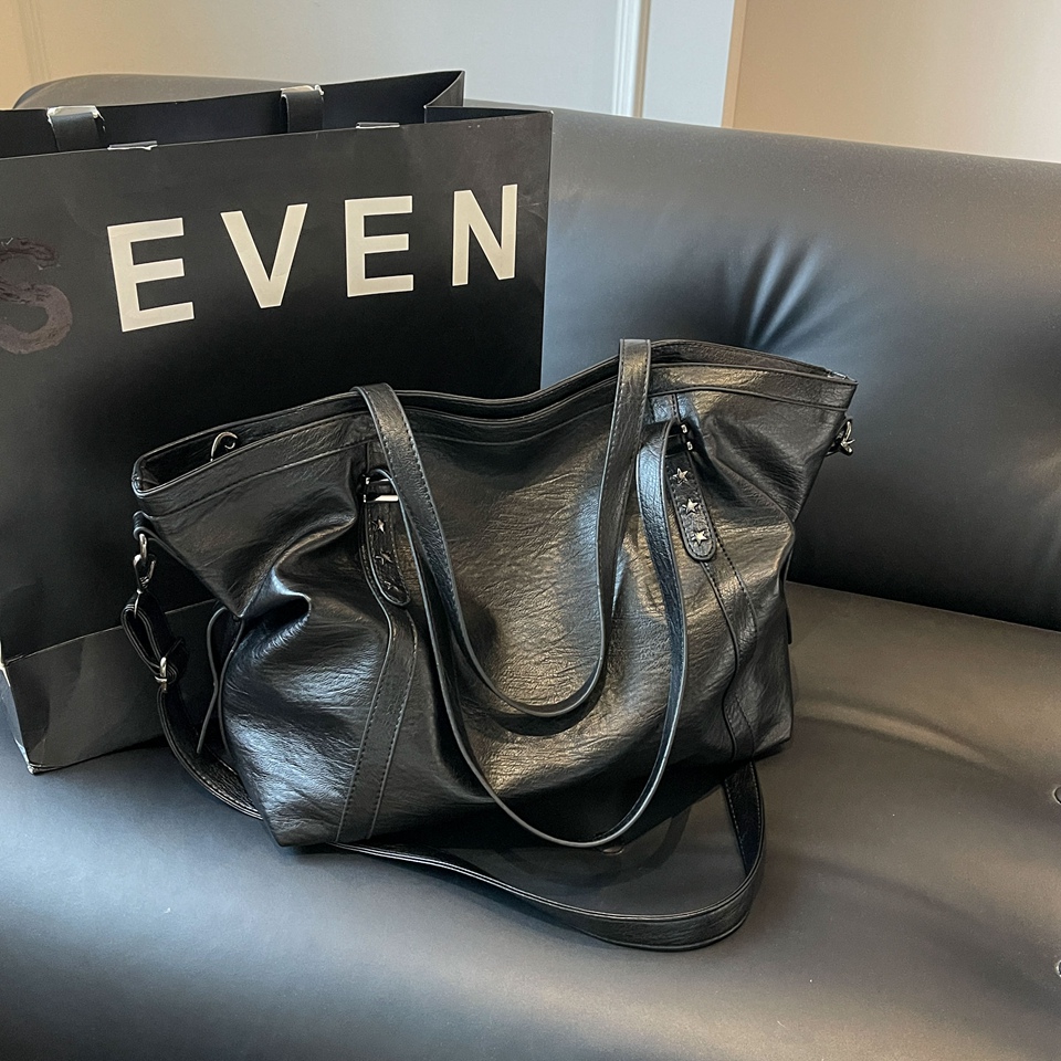 Borse a Tracolla Nere Grandi d - Luxury Bags Of 2026 recensione e prezzo