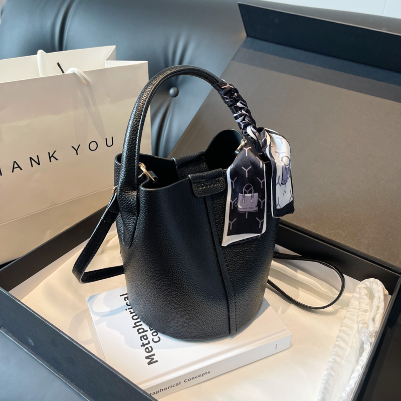Borse a tracolla e a tracolla  - Luxury Bags For Women Sale recensione e prezzo