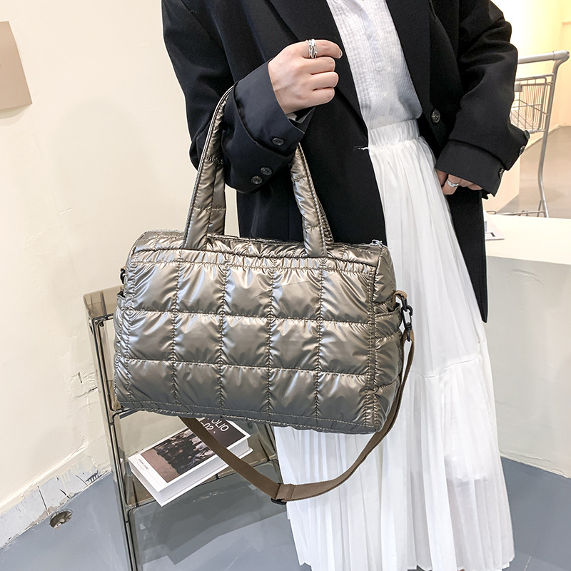 Borse in cotone Space Winter T - Luxury Quilted Bags recensione e prezzo