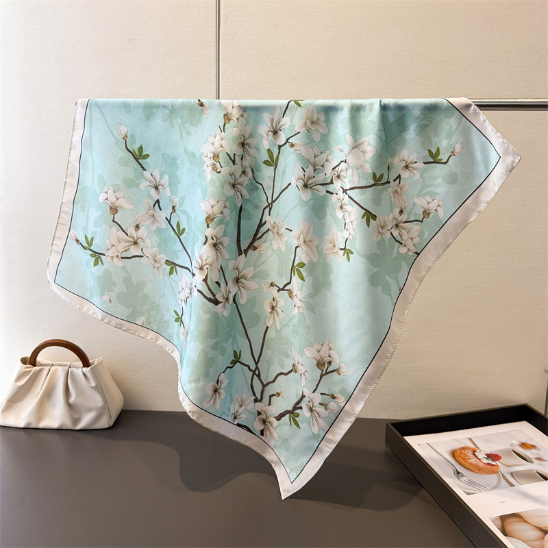 Foulard Sottile di Lusso in Se - Luxury Bags Of 2026 recensione e prezzo