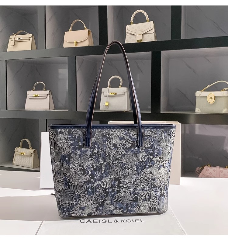 Borsa tote ricamata di colore  - Bucket Bag Suede recensione e prezzo