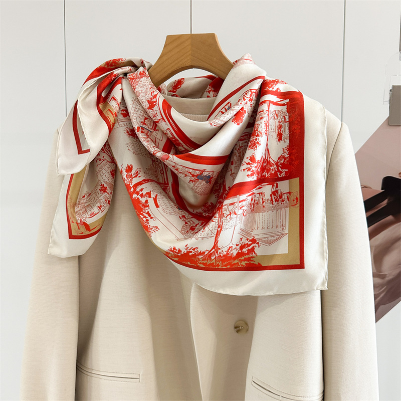Sciarpa Quadrata di Lusso in S - Luxury Bags And Accessories recensione e prezzo